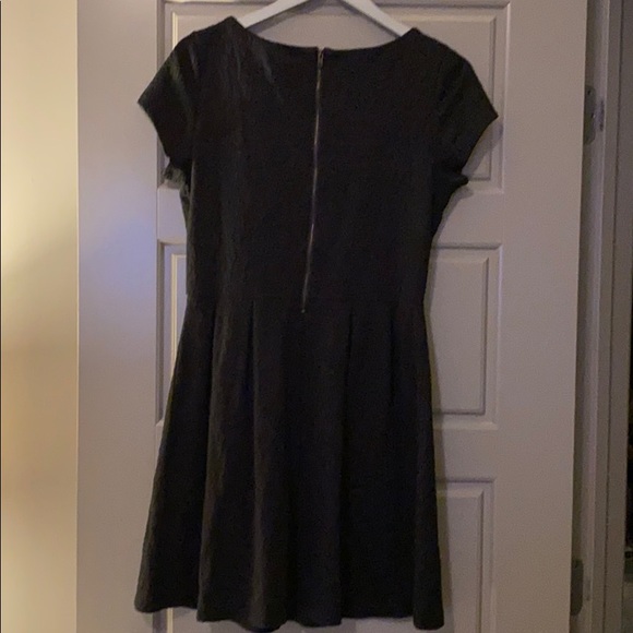 MAISON JULES DRESS💜 - Picture 9 of 12